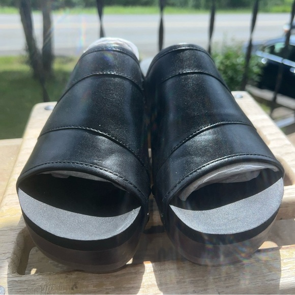 Earth Black Leather “Pine Tiga “ Clog Sandals Women’s Size 7.5M - Picture 3 of 12